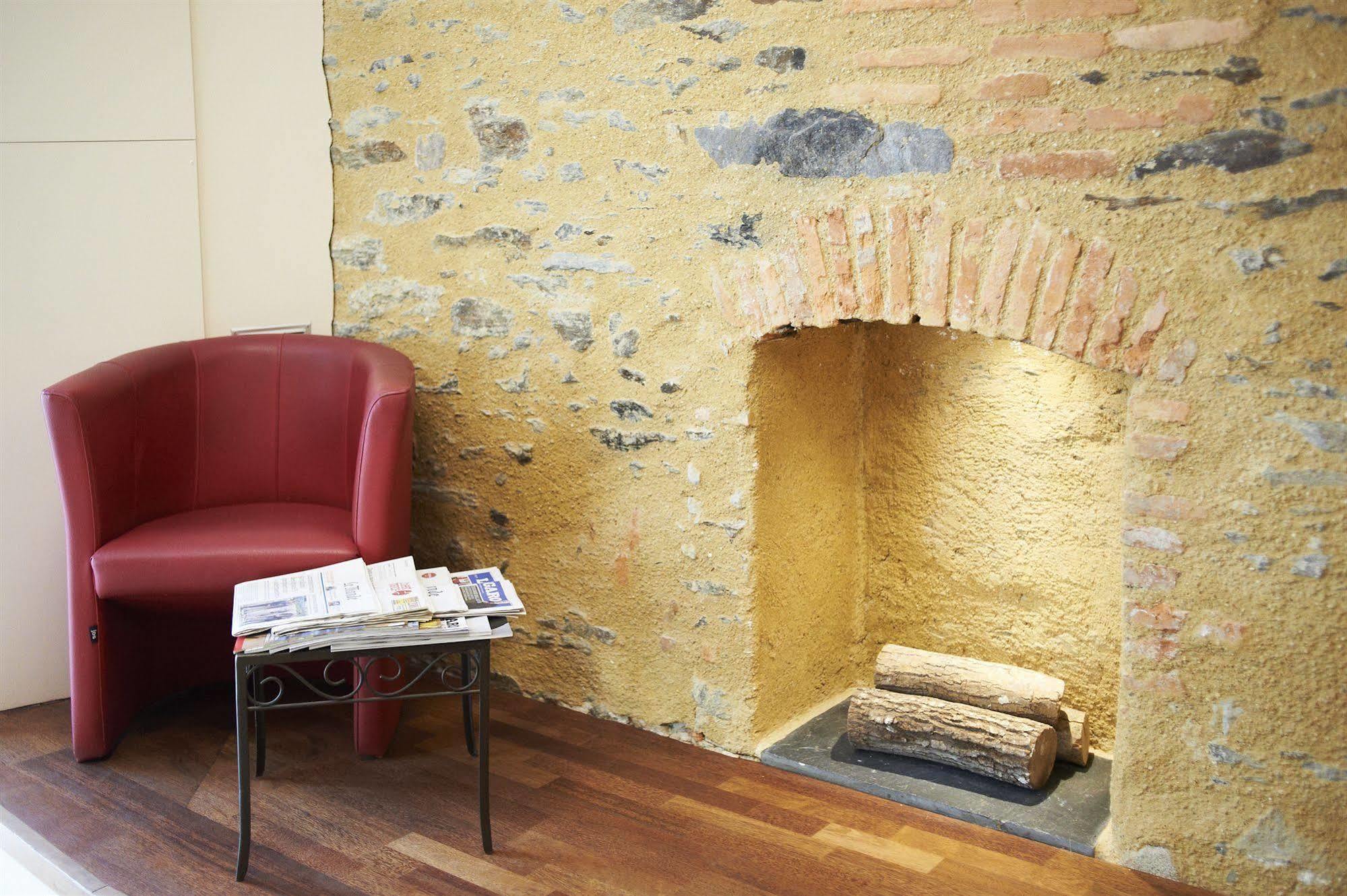 Logis Duquesne Hotel 2*